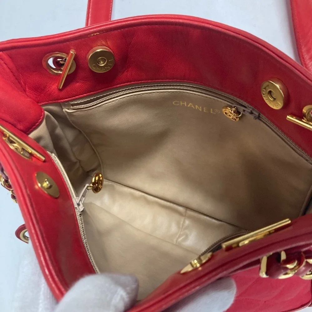 CHANEL Vintage Red Leather Shoulder Bag